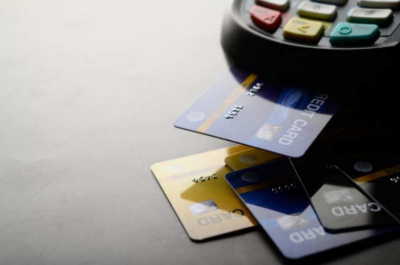 paylater vs kartu kredit